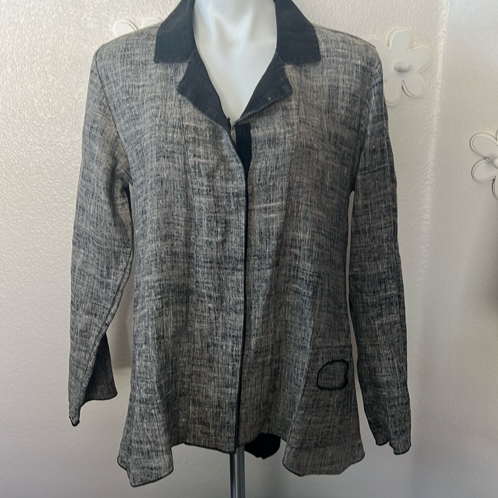 Beautiful long sleeve jacket